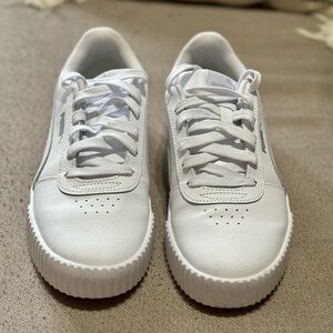 Puma Carina 2.0 Women's Sneakers (White) - size 8